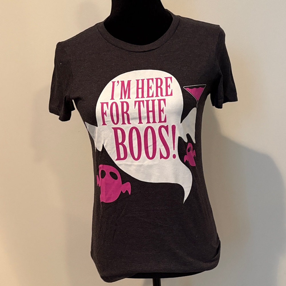 Graphic Halloween Tee with Pink Ghosts